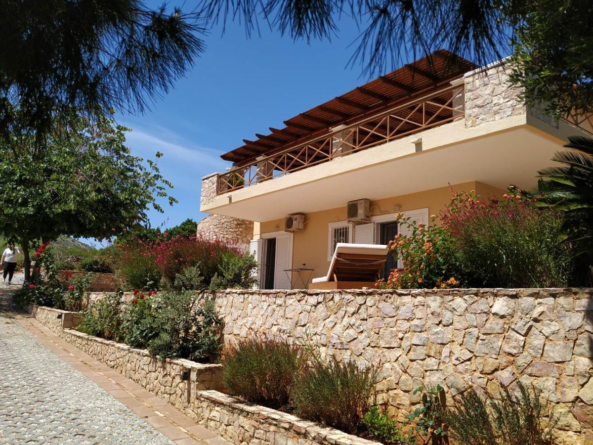 Villa Vena Palaiá Fókaia Екстериор снимка